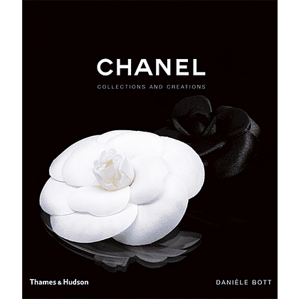 Книга на английском языке "Chanel Collections and Creations", Daniele B.