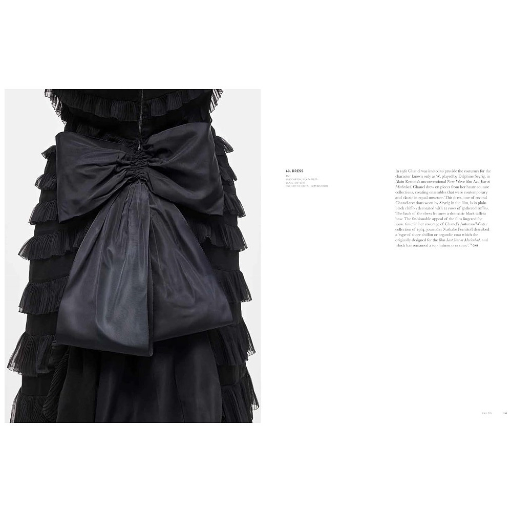 Книга на английском языке "Gabrielle Chanel. 60 Years of Fashion" - 11