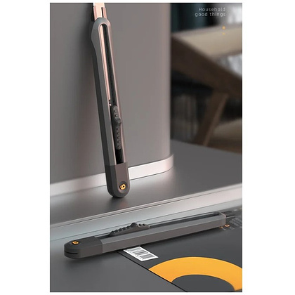 Нож строительный Deli HS EHT4009, 9 мм, Soft Touch, черный - 4