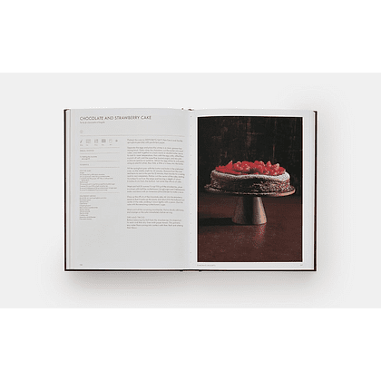 Книга на английском языке "The Chocolate Spoon: Italian Sweets from the Silver Spoon" - 2