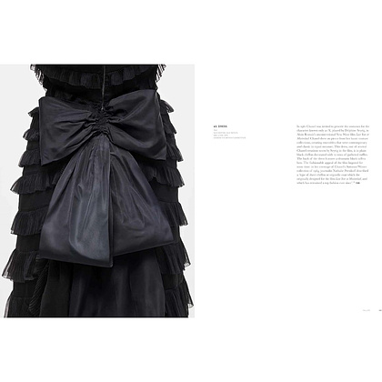 Книга на английском языке "Gabrielle Chanel. 60 Years of Fashion" - 11