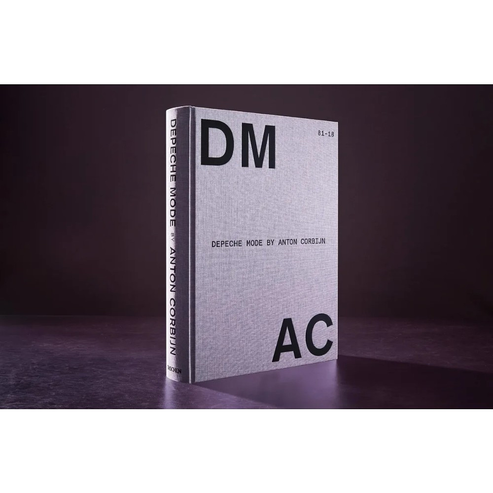 Книга на английском языке "Depeche Mode by Anton Corbijn" - 3