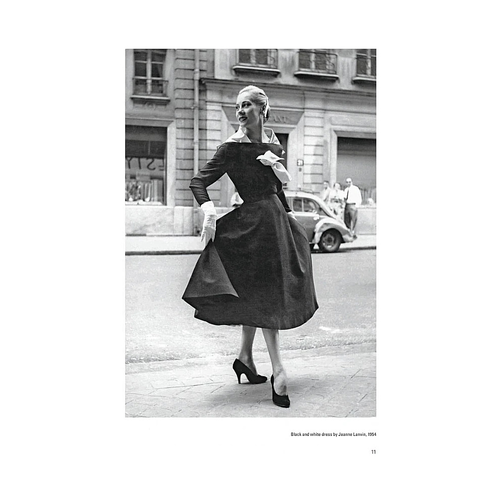 Книга на английском языке "50 Fashion Designers You Should Know", Simone Werle - 4