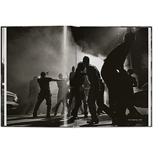 Книга на английском языке "Peter Lindbergh, Untold Stories"