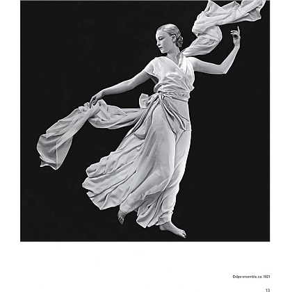 Книга на английском языке "50 Fashion Designers You Should Know", Simone Werle - 6