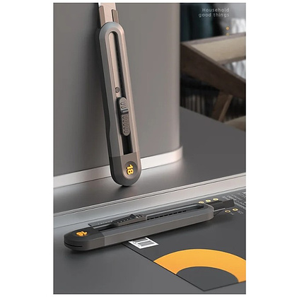 Нож строительный Deli HS EHT4018, 18 мм, Soft Touch, черный - 2