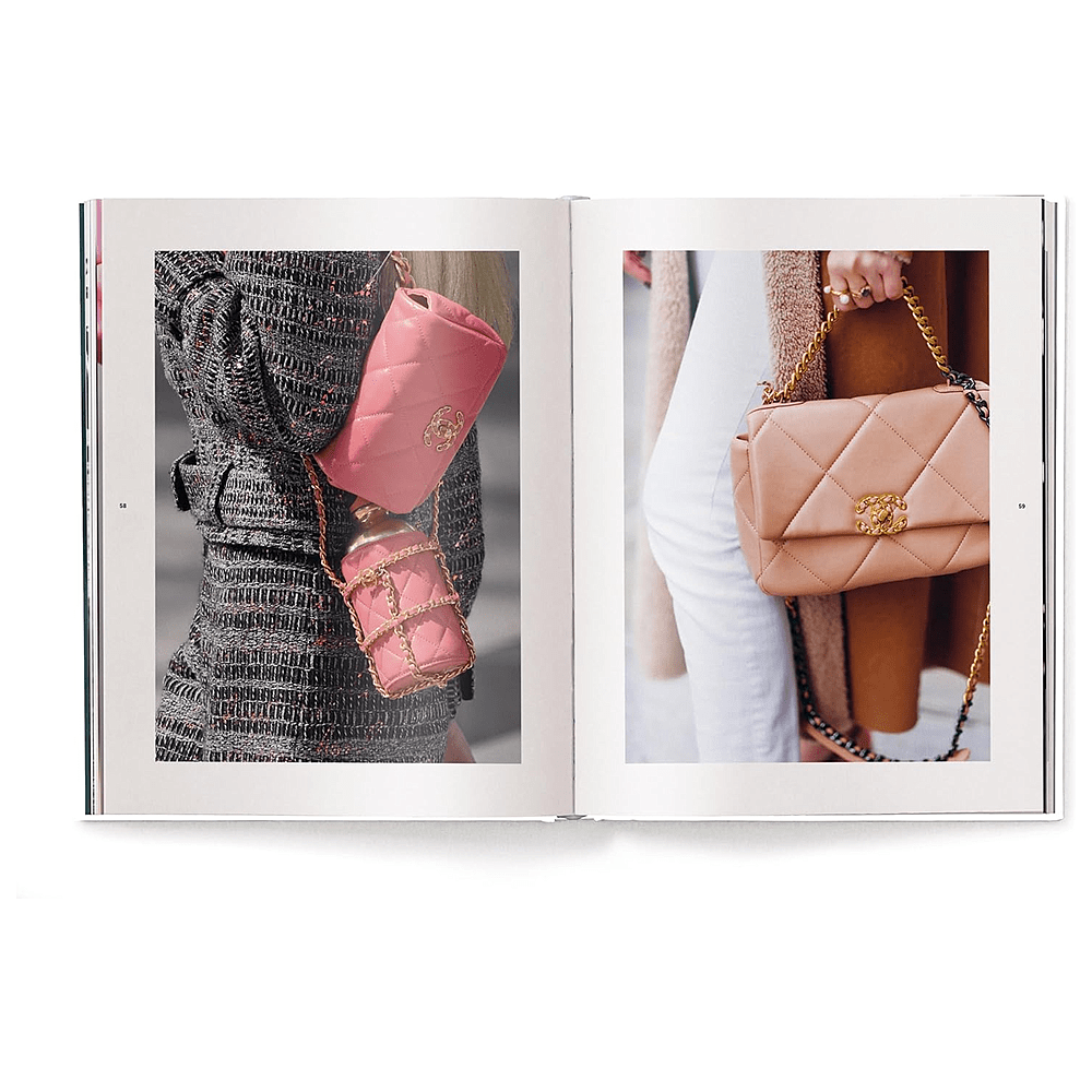 Книга на английском языке "The Ultimate Guide to Chanel Bags", Alexandra Fullerton - 4
