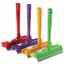 Сгон для окон со щеткой, 22см