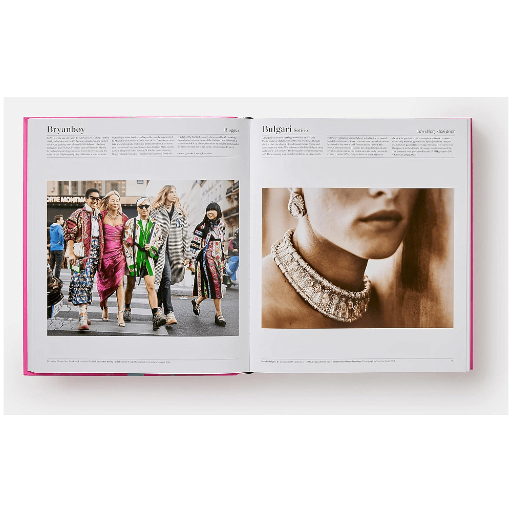 Книга на английском языке "The Fashion Book" - 5