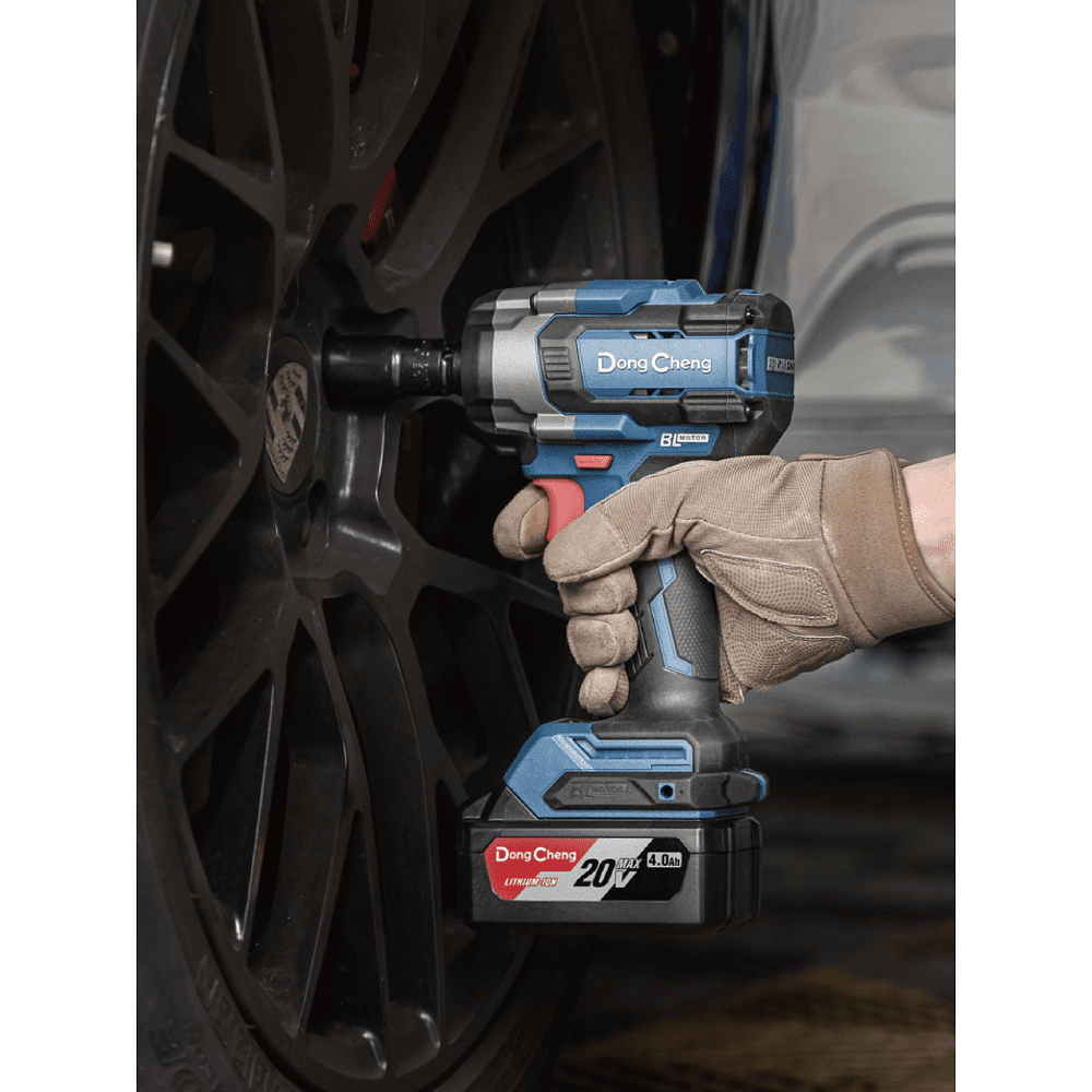 Аккумуляторный гайковерт DongCheng DCPB598 (TYPE EM), 20 В, 598 Нм, 2 АКБ, 4 Ач, З/У 2 А - 2