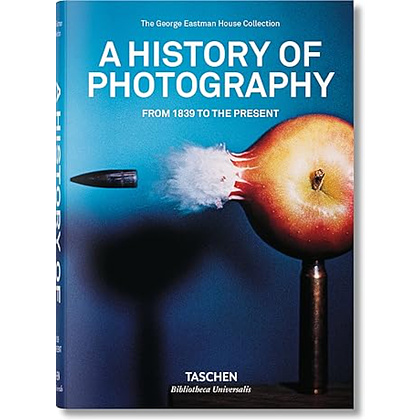 Книга на английском языке "A History of Photography - From 1839 to the Present", Therese Mulligan, David Wooters